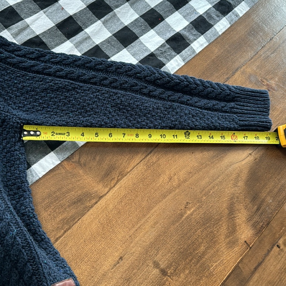 Like new scotch and soda sweater - Picture 9 of 9